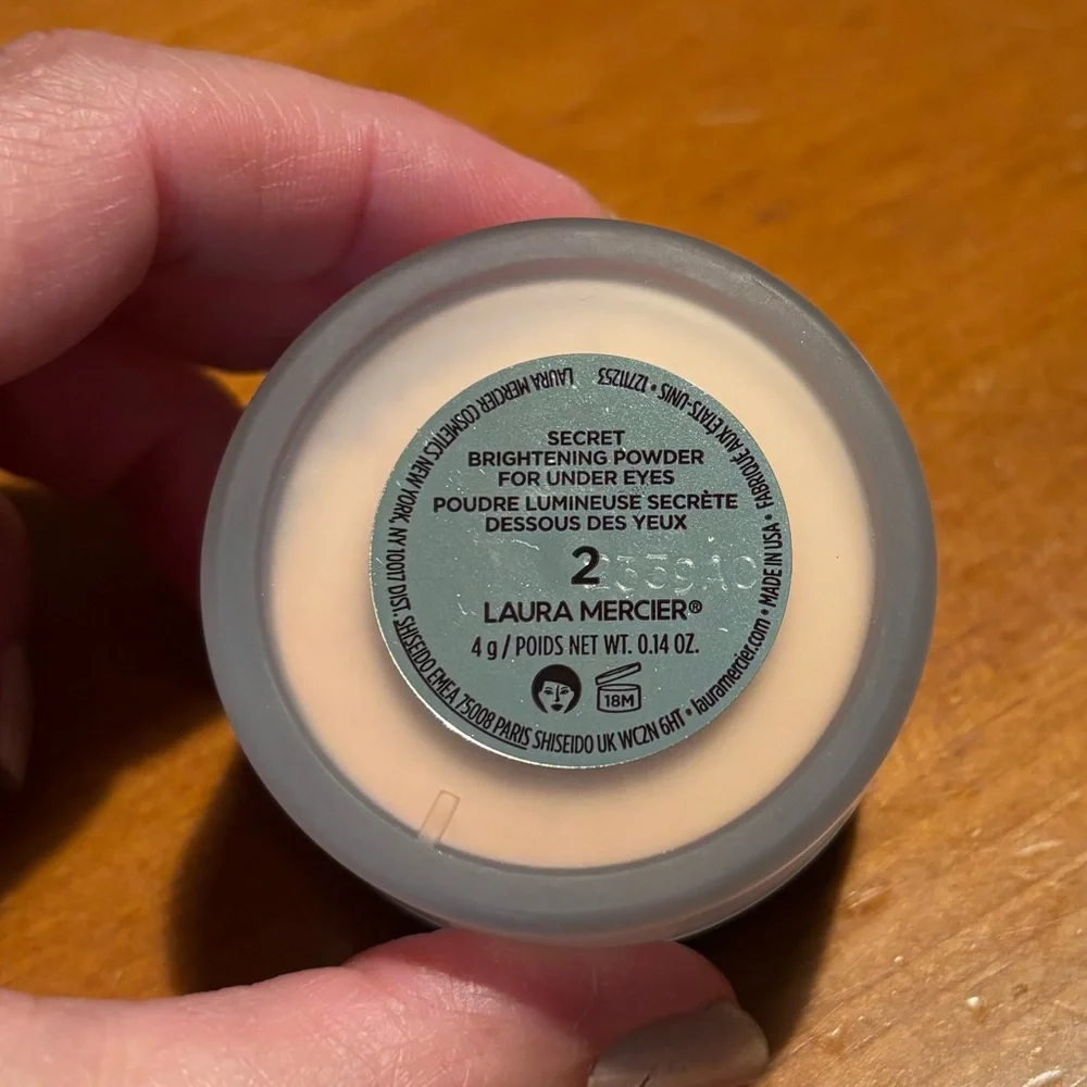 Laura Mercier Secret Brightening Powder for Under Eyes